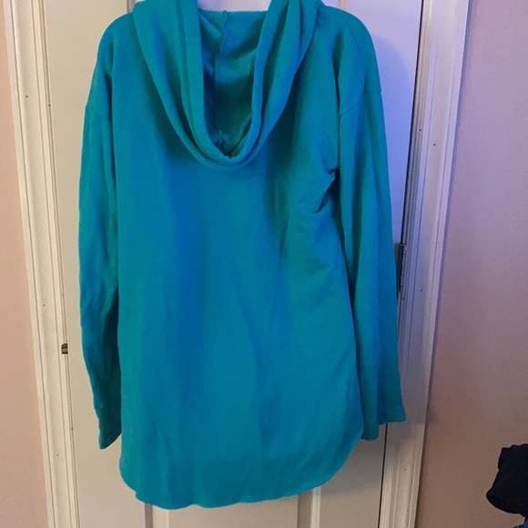 VS PINK sweatshirt NEVER WORN - Picture 4 of 4